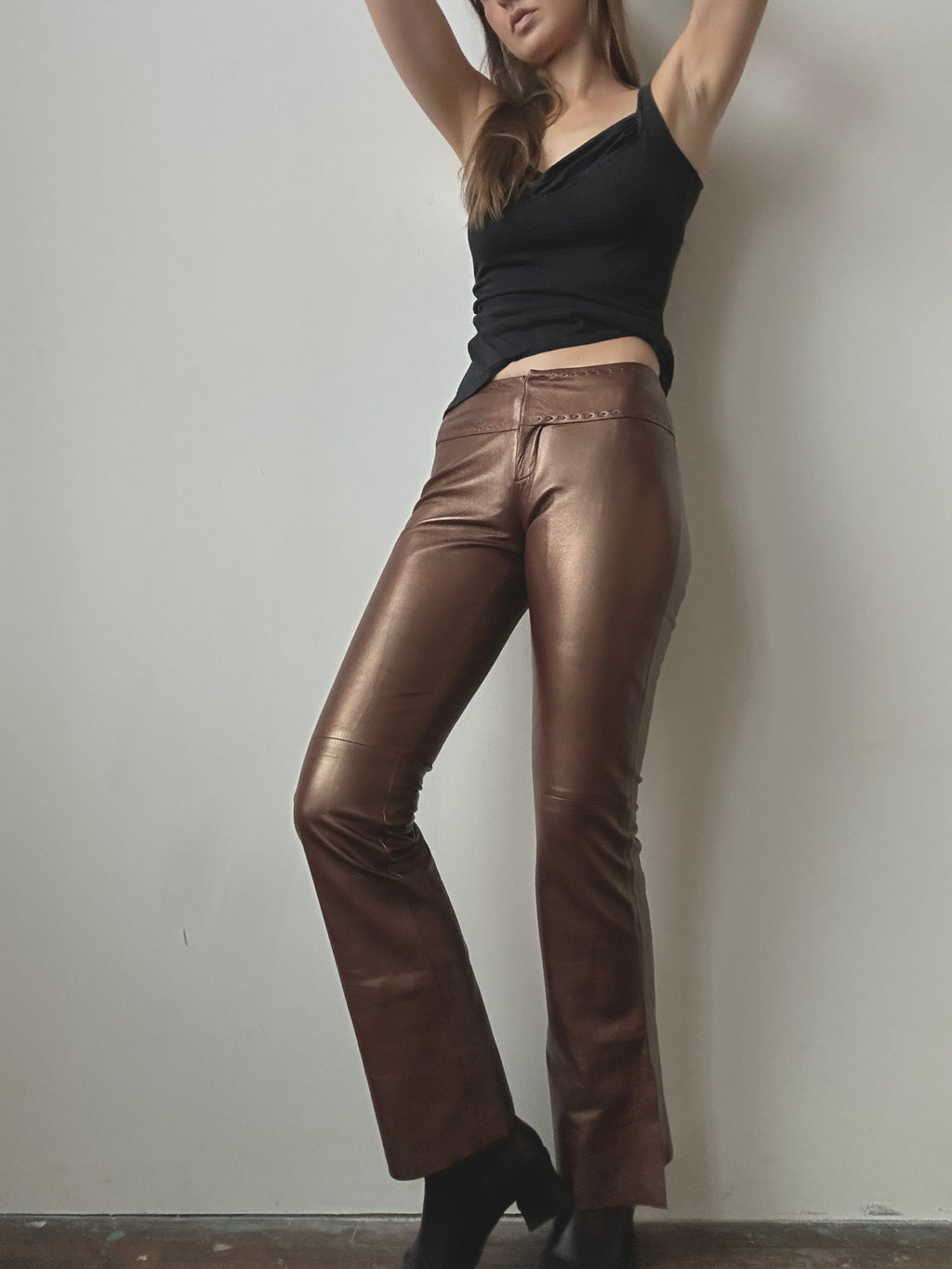 LOW RISE LEATHER PANTS