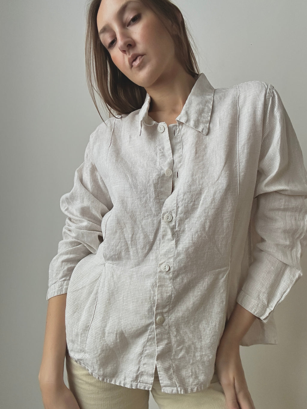 LINEN BUTTON UP