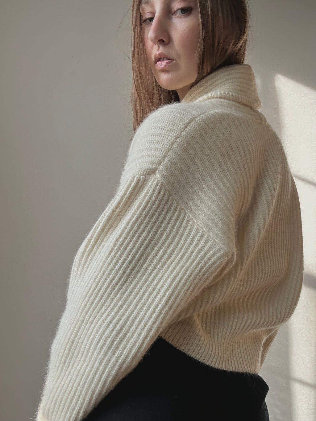 ANGORA DOUBLE BREASTED KNIT