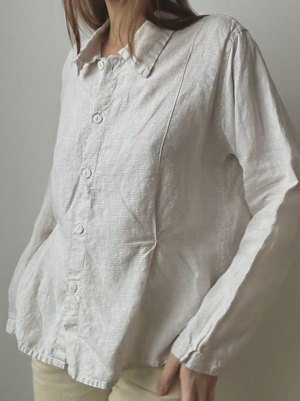 LINEN BUTTON UP