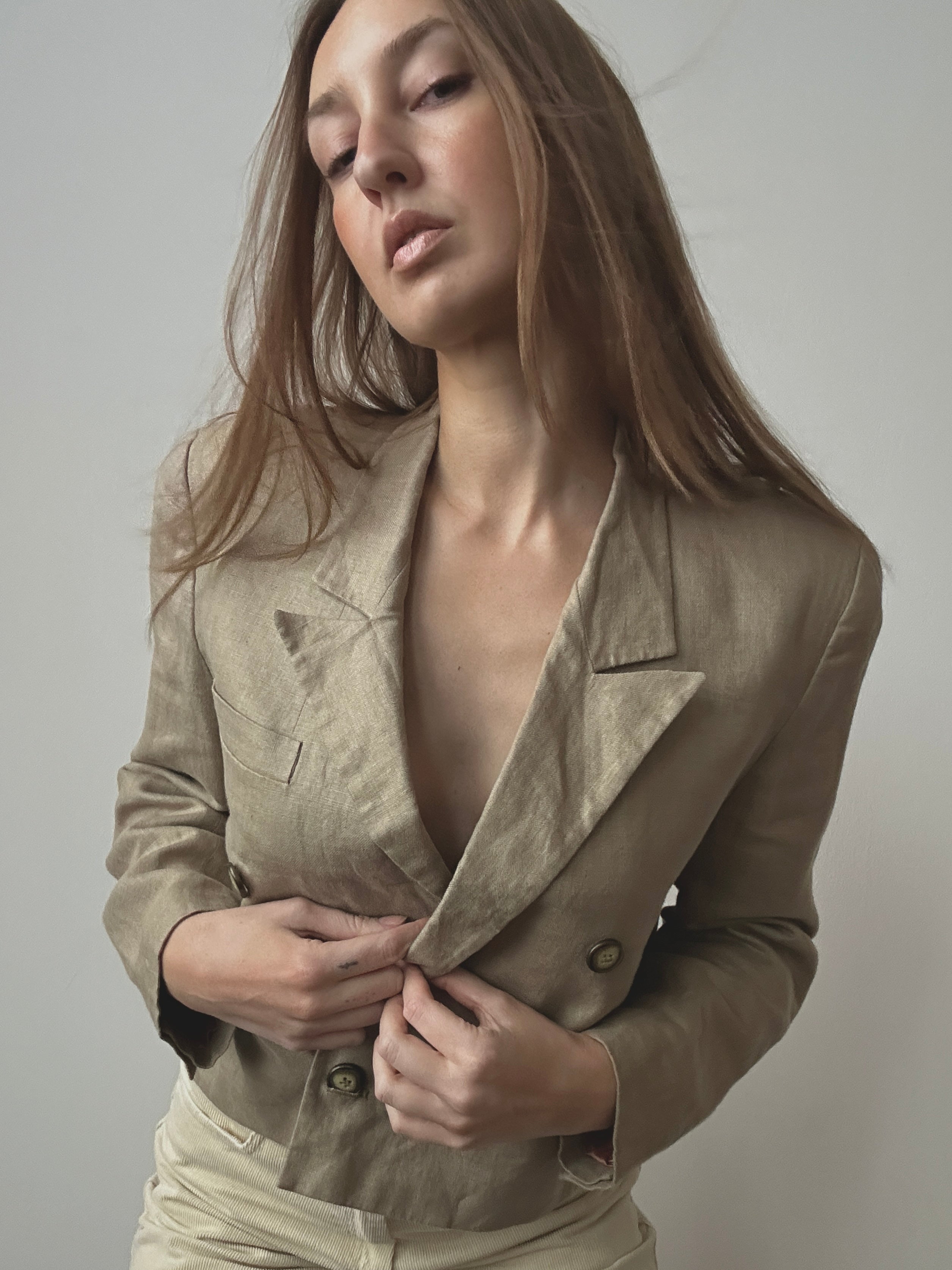 CROPPED LINEN BLAZER