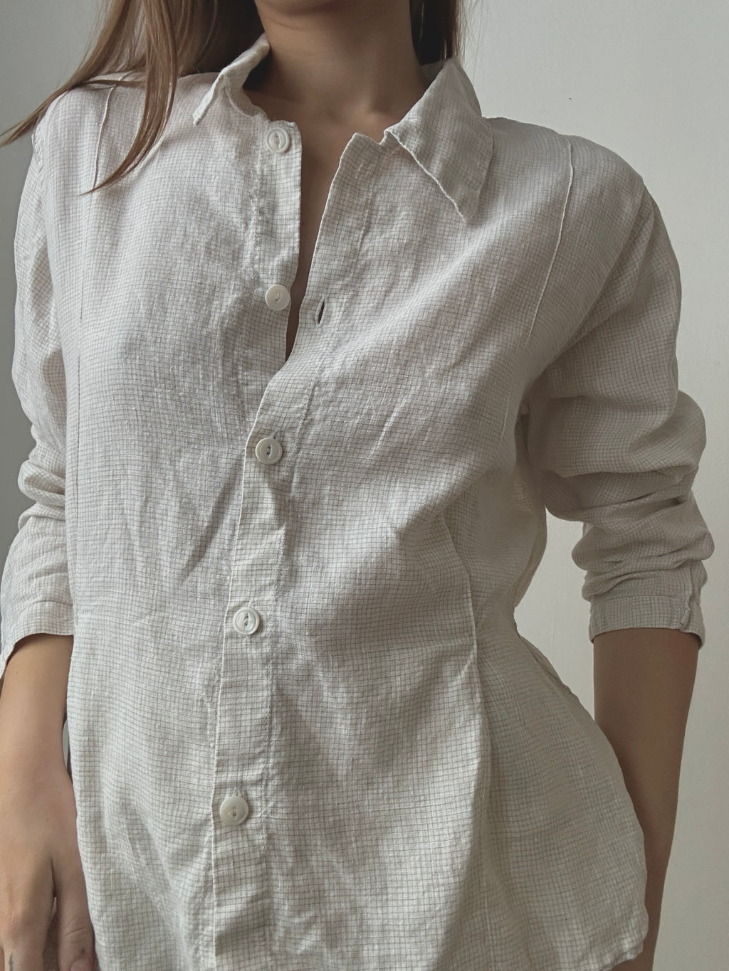 LINEN BUTTON UP