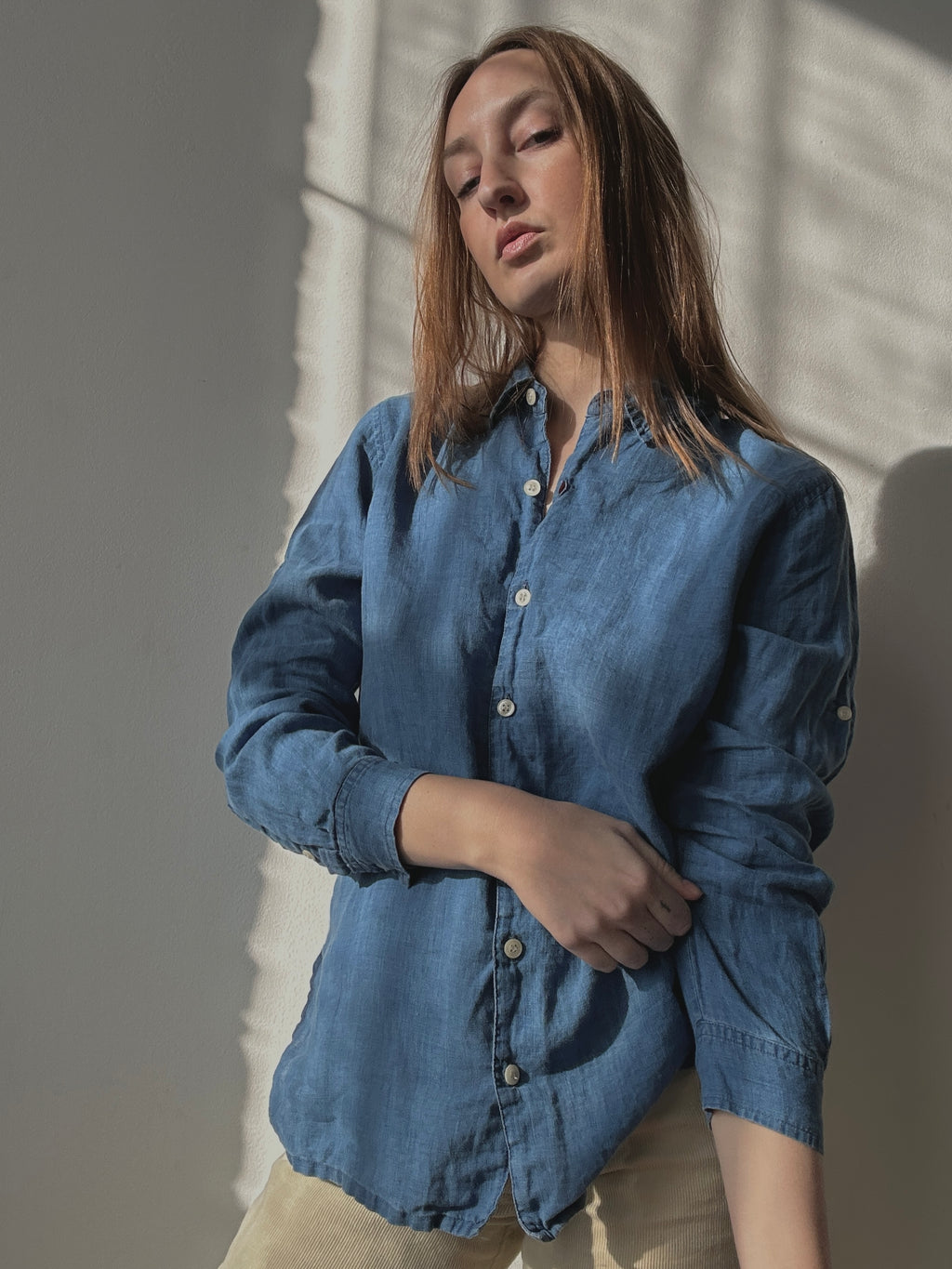 LIGHTWEIGHT LINEN BUTTON UP