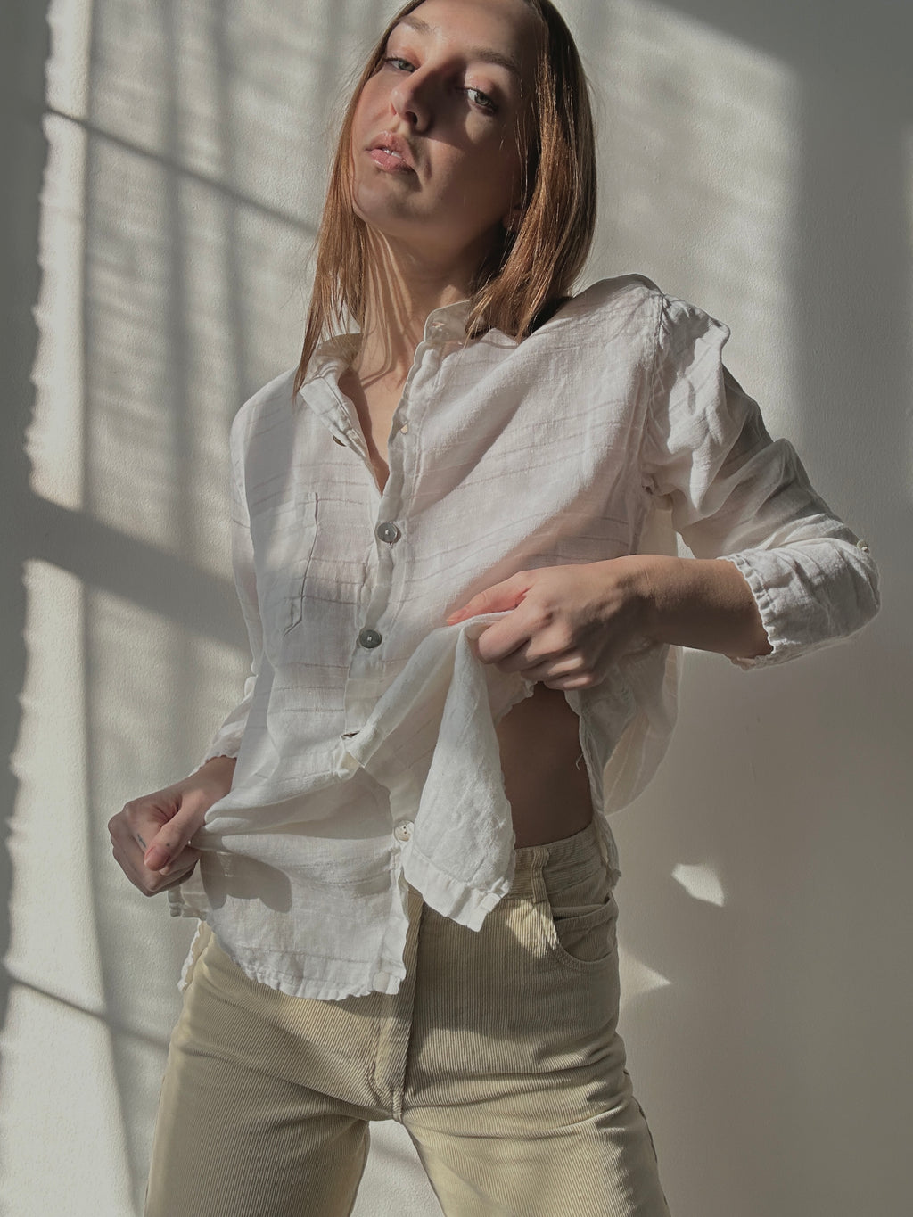 LINEN BUTTON UP
