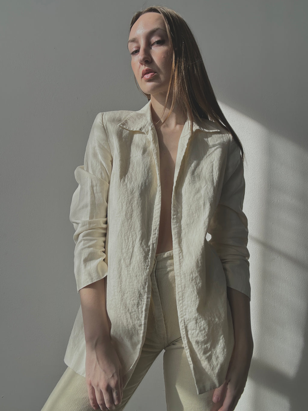 LINEN BLAZER