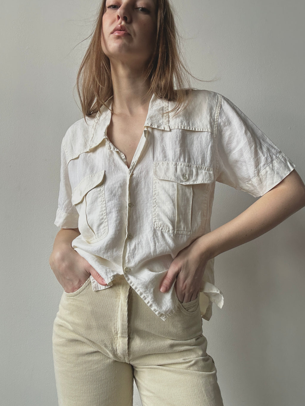 LINEN SHORT SLEEVE